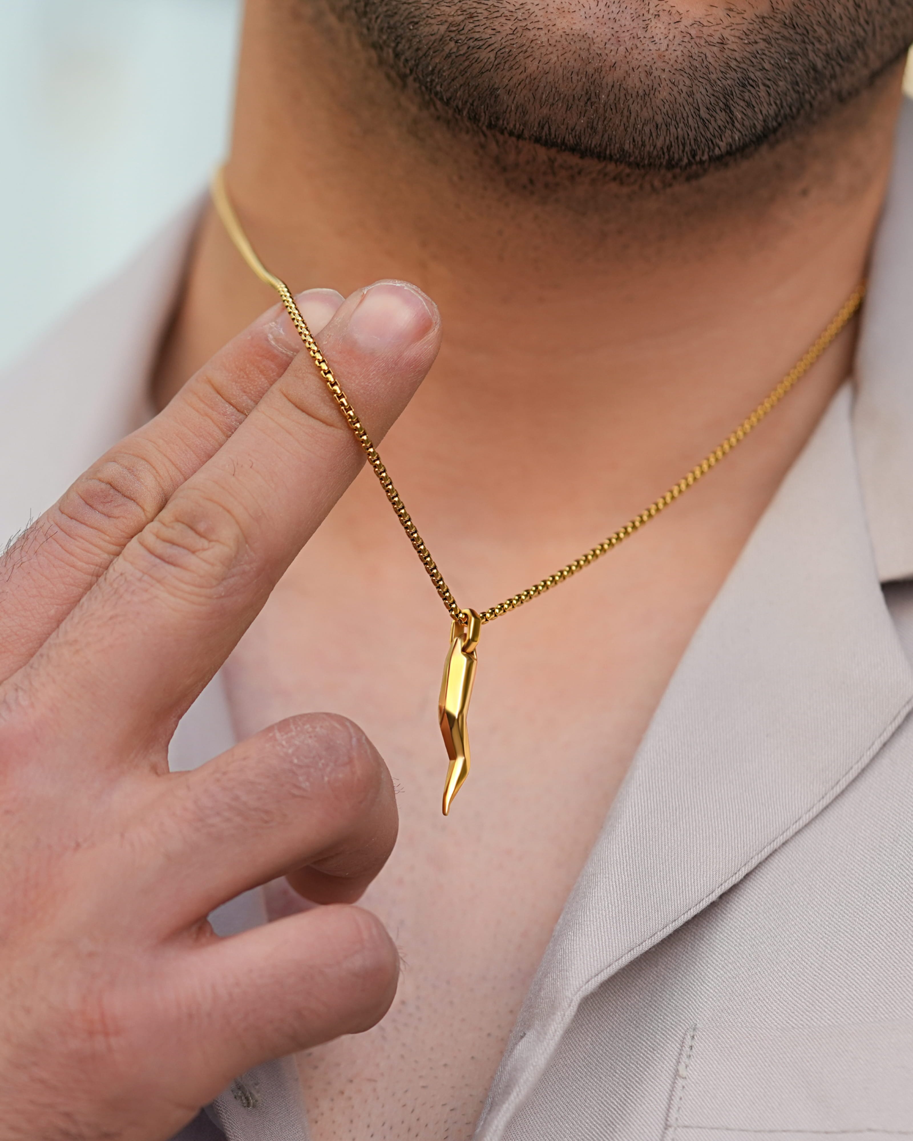 Italian Horn Necklace (Gold)